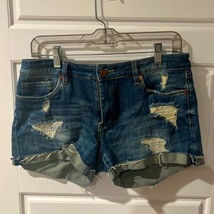 Blank NYC the Fulton distressed cuffed cut off stretch denim shorts size 28